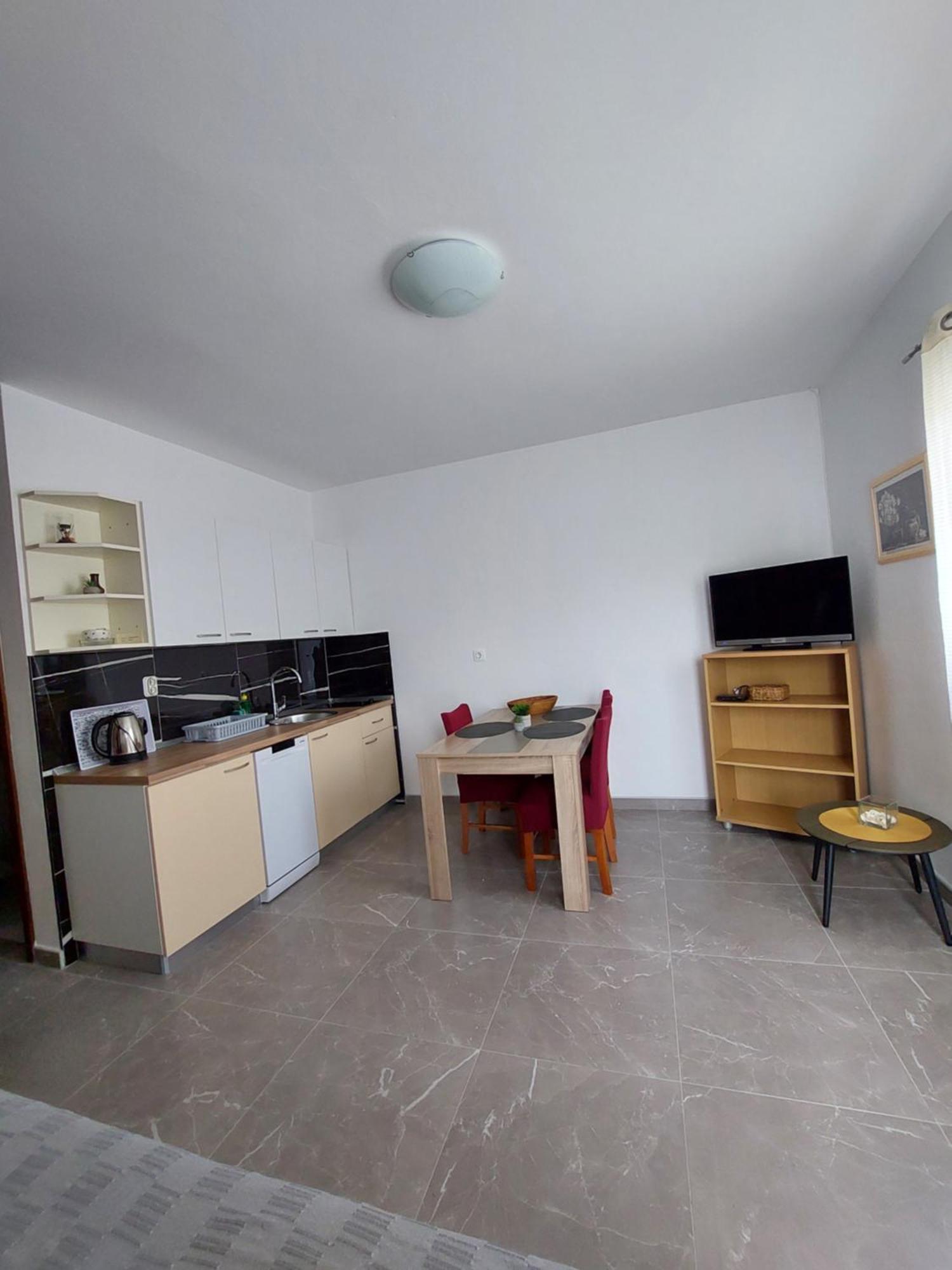 Apartments Nenad & Marija 帕格 外观 照片