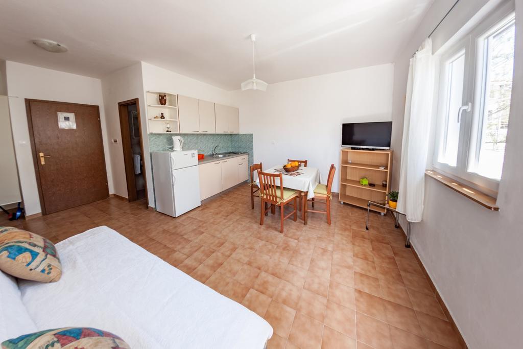 Apartments Nenad & Marija 帕格 外观 照片